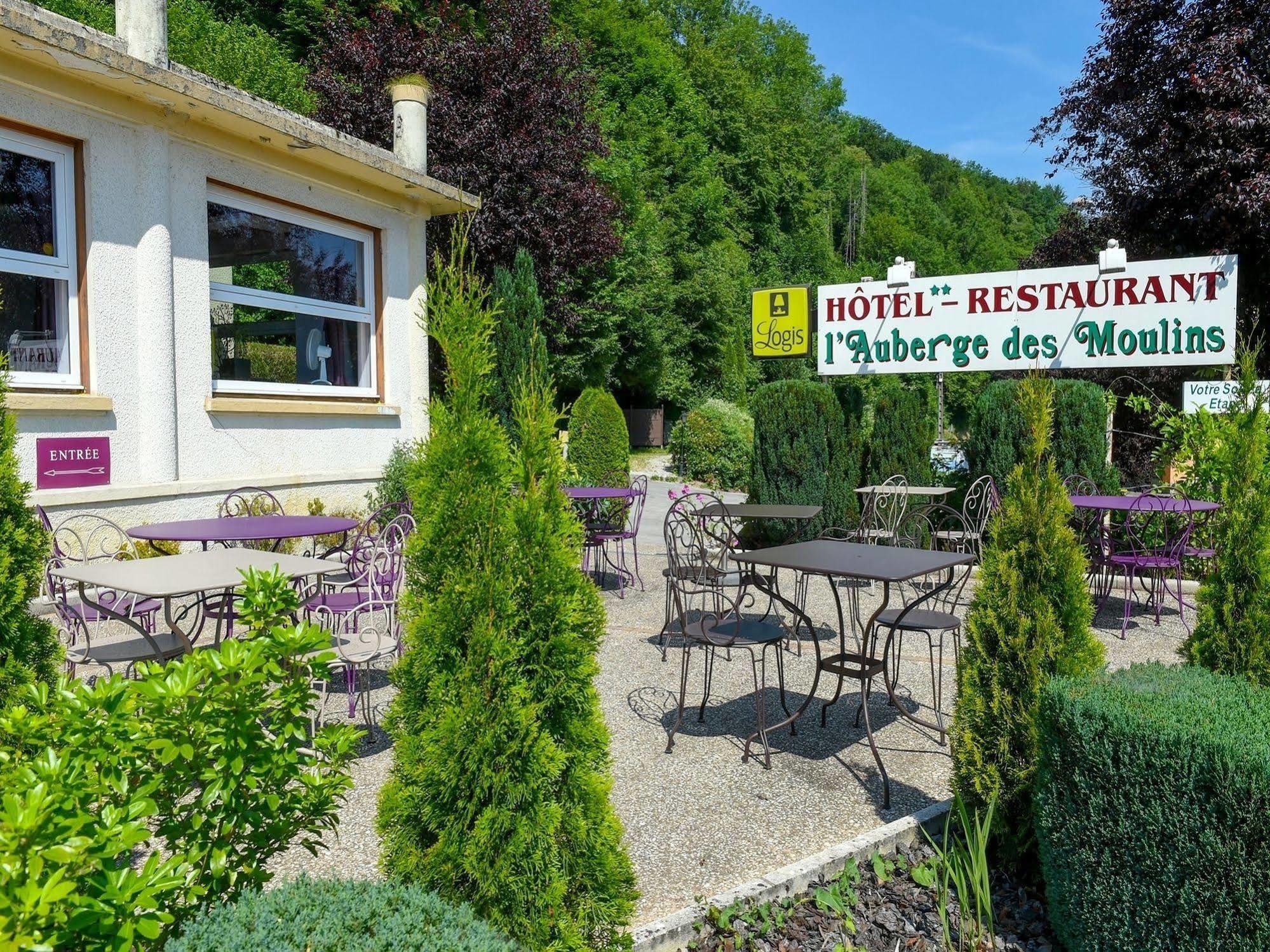 Auberge Des Moulins Pont-Les-Moulins Exteriör bild